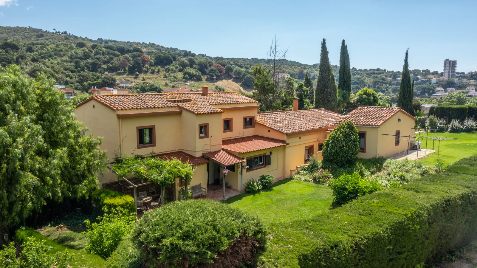 INMOBILIARIAS — DJI 0913