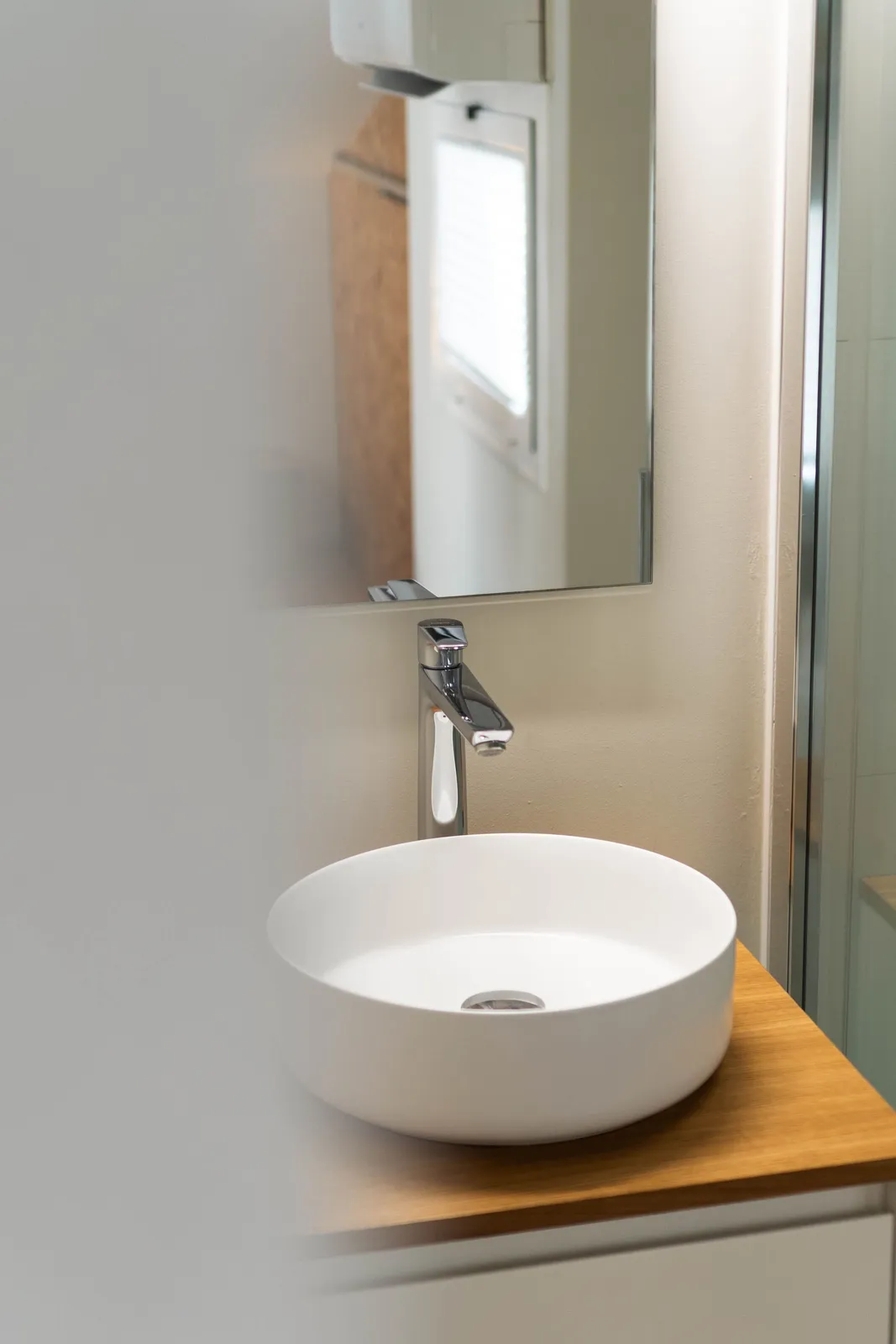 INMOBILIARIAS — RAW6104